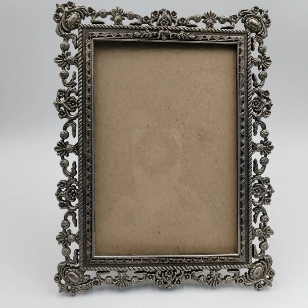 Vintage Ornate Silver Metal Picture Frame‎ Filigree Openwork Tabletop 4x6